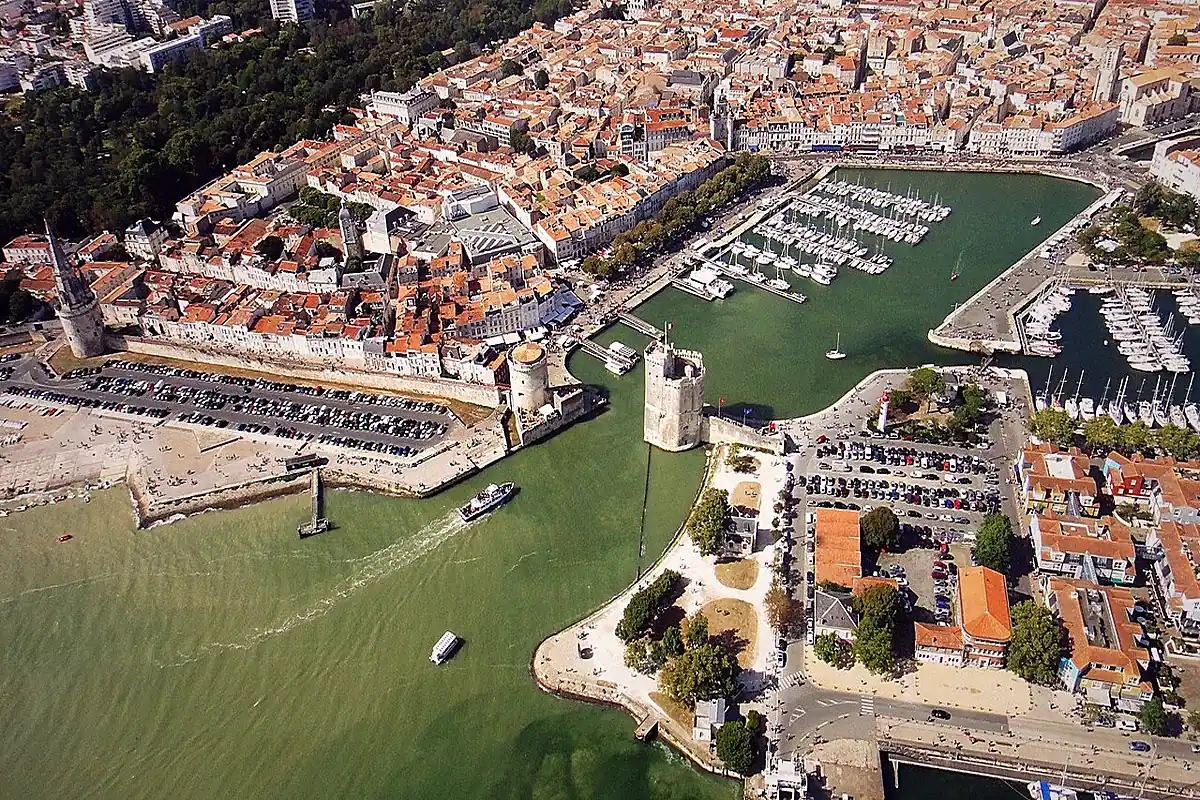 La Rochelle vue depuis l'espace public