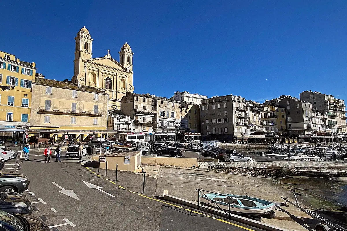 Bastia vue depuis l'espace public
